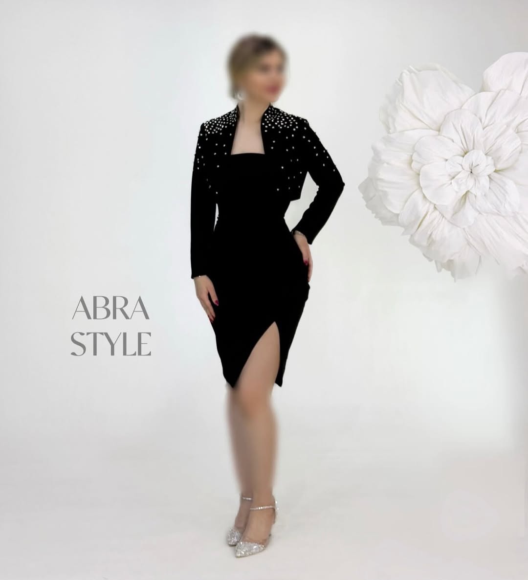 کت و دامن نگین دار